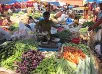 The weekly market at Nelamangala